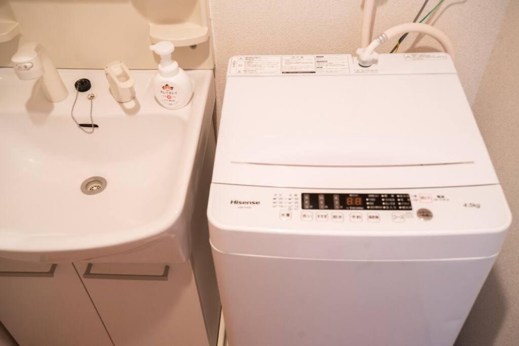 新宿一站5分钟-酒馆购物街-安静品质公寓-直达皇居秋叶原-104 Токио Экстерьер фото