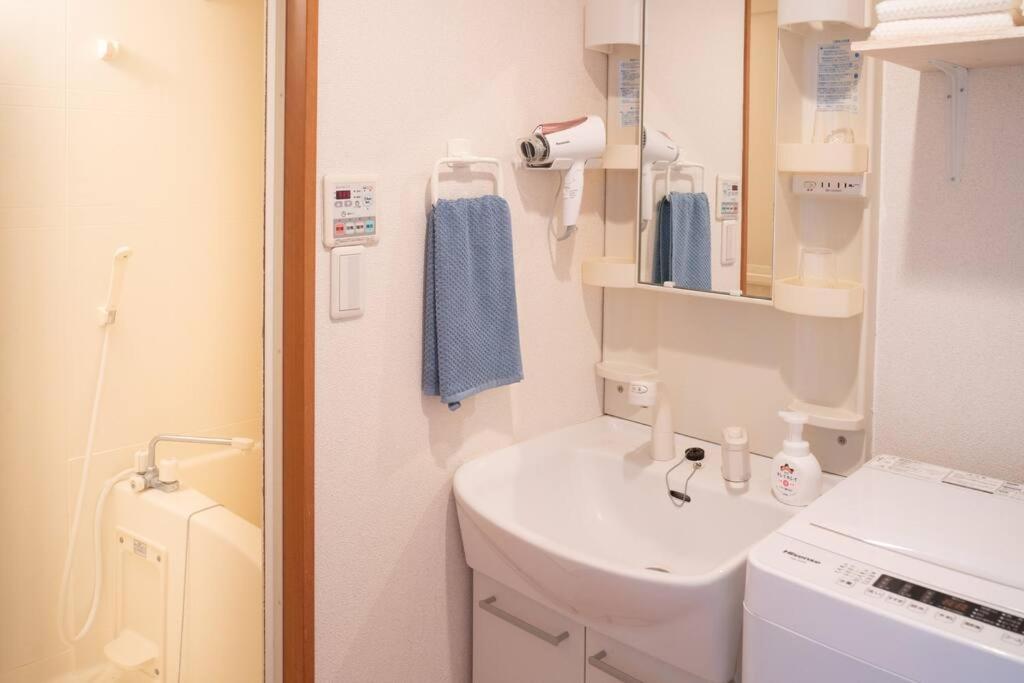 新宿一站5分钟-酒馆购物街-安静品质公寓-直达皇居秋叶原-104 Токио Экстерьер фото